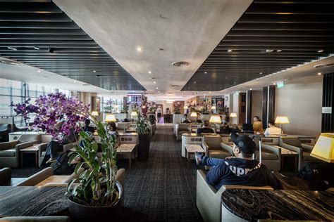 singapore airport lounges terminal 2